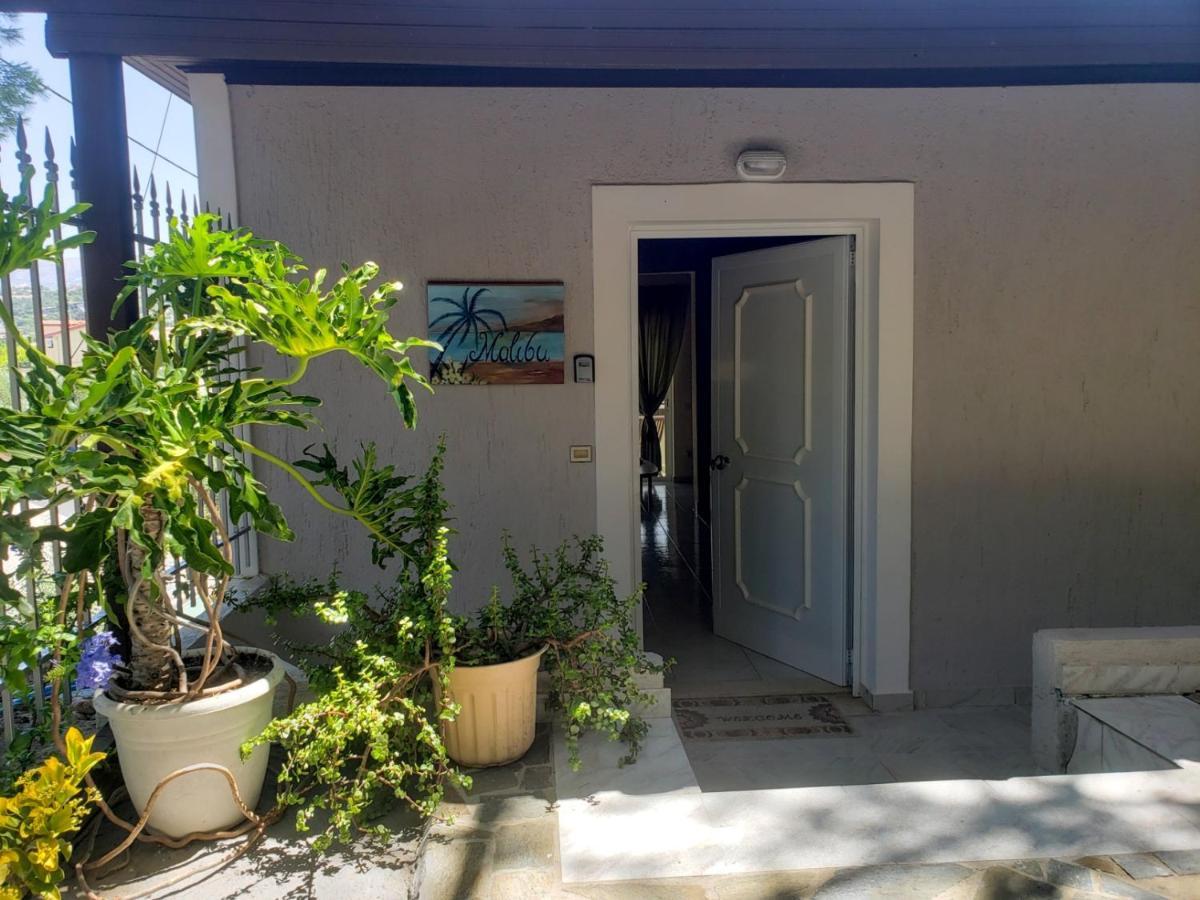 Malibu Studios & Apartments Lassi  Exterior photo