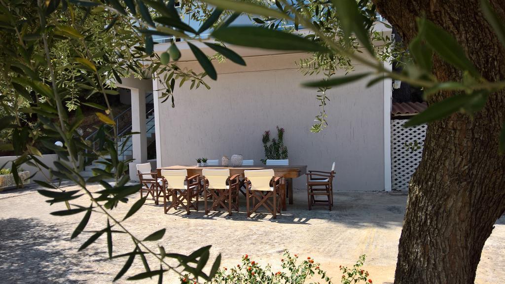 Malibu Studios & Apartments Lassi  Exterior photo